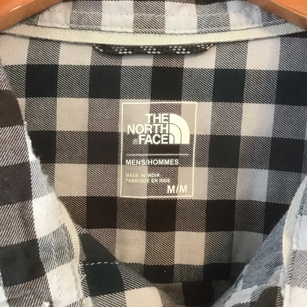 THE NORTH FACE Men’s Gray Black Navy Check Button Down Long Sleeve Shirt M